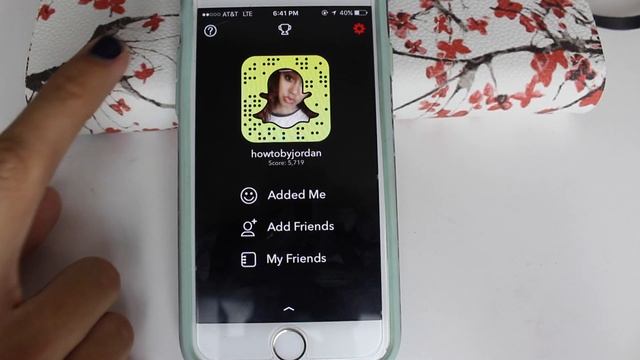 HOW TO USE SNAPCHAT LIKE A BOSS - Maddie Ryles смотреть онлайн