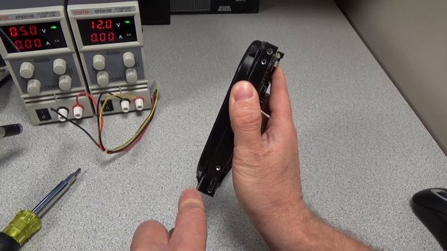 Apple Macintosh 40 Megabyte Hard Drive Teardown смотреть онлайн