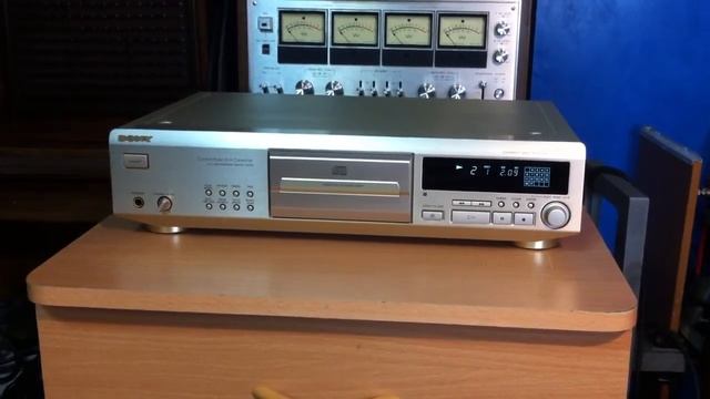SONY CDP XE900 смотреть онлайн