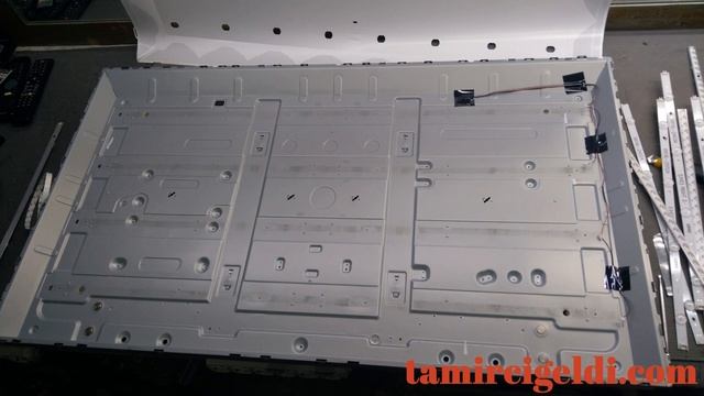 Lg 49uh610v Ekran Mavi Oldu
