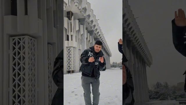 Xamdam Sobirov & Ulugbek Yo'lchiyev - Tez kunda yangi xit tarona #xamdam_sobirov #ulugbek_yolchiyev смотреть онлайн