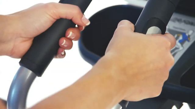 Compact X1 Elliptical Cross Trainer Life Fitness смотреть онлайн