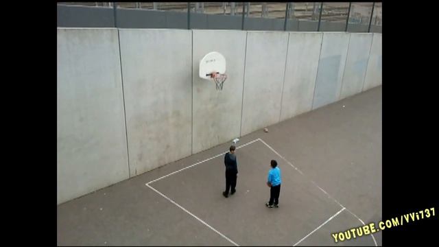 пацаны играют в дворовый баскетбол смотреть онлайн