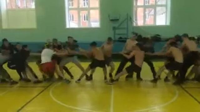 ККРУ!! 3 против 4 курса смотреть онлайн