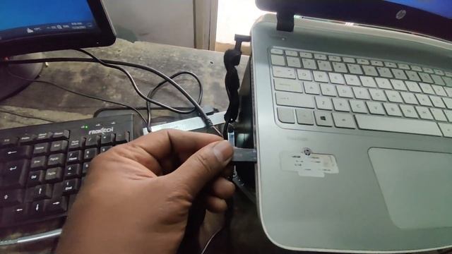 Recovering Data from Corrupted Windows Step-by-Step Guide || in Hindi смотреть онлайн