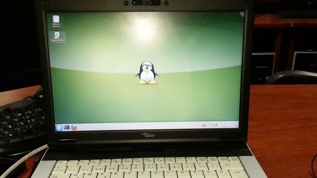Linux Slax İşletim Sistemi Kurulumu смотреть онлайн