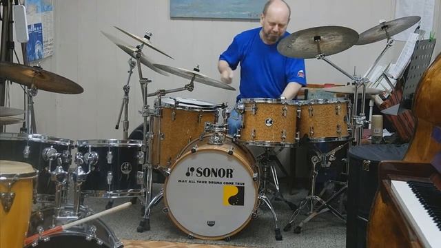 Соло на барабанах solo on drums всё другое смотреть онлайн