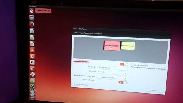 DOS MONITORES EN LINUX UBUNTU смотреть онлайн