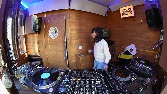 Adi @ Kiosk Radio 28.03.2024 смотреть онлайн