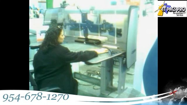 Radiologist Workstation Table смотреть онлайн