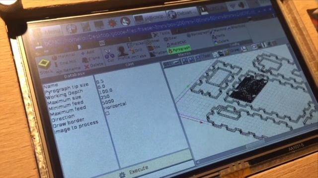 RaspberryPi CNC in its new milled wooden case смотреть онлайн