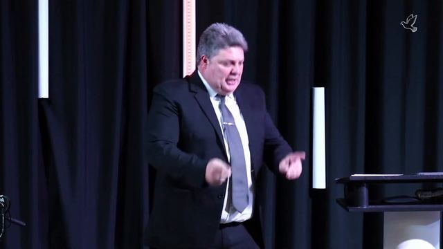 Begrafnisdiens van Norman Dyers смотреть онлайн