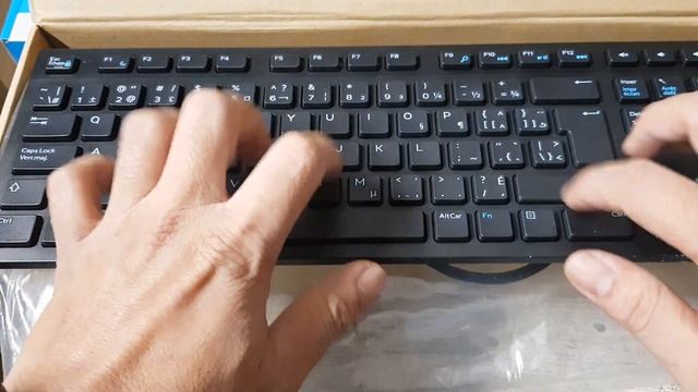 Giveaway của ít lòng nhiều hi | PC Gateway DX4860, Phím HP GK400F, Phím chuột Dell không dây & T400 смотреть онлайн