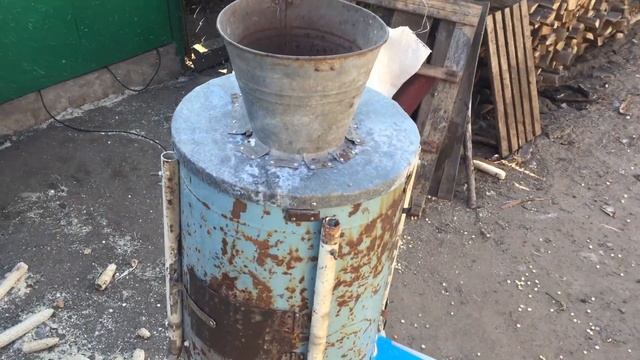 Саморобна лущилка кукурудзи смотреть онлайн