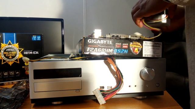 Budget HTPC (Home Theater PC) Build Running Linux Mint смотреть онлайн