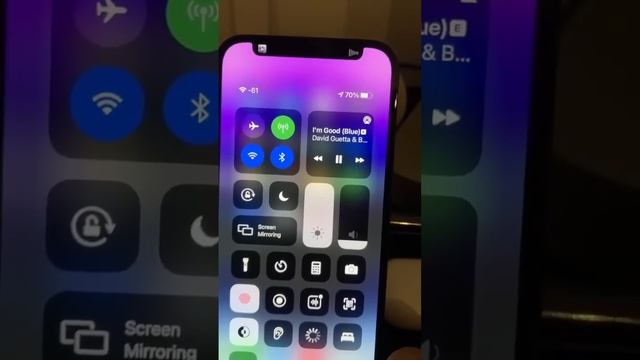 iPhone 14 Pro Dynamic island on older iPhones ! iOS 16 смотреть онлайн