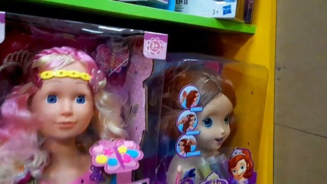 Kity на шопинге! Огромные наборы LOL и куклы | Kity&Fia | Кити и Фия смотреть онлайн