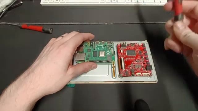 "Découvrez l'Écran Tactile Elecrow pour Raspberry Pi : Guide d'Installation et d'Utilisation ! 🖥️👆 смотреть онлайн