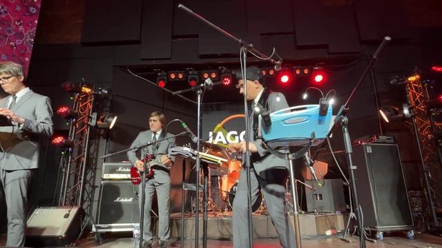 Громыка - Доставить в Москву [СПб] смотреть онлайн