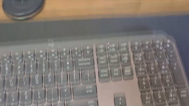 TECLADO LOGITECH MX KEYS смотреть онлайн
