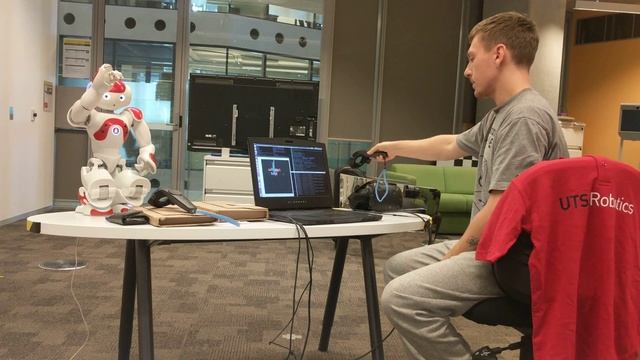 Nao arm teleop with HTC Vive (on Linux) and vive_ros смотреть онлайн
