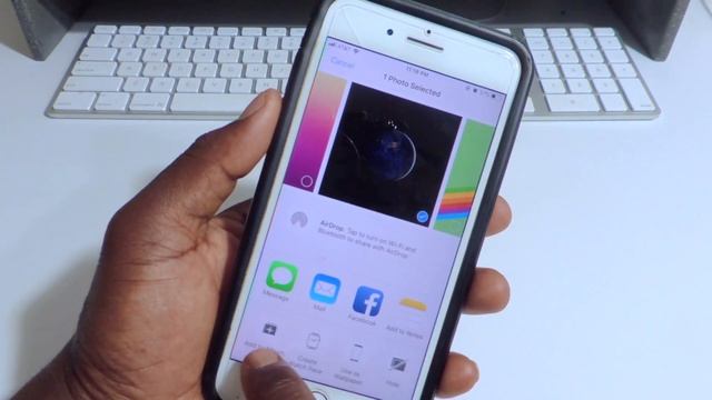 Leaked iOS 11 GM Version With New WallPapers смотреть онлайн