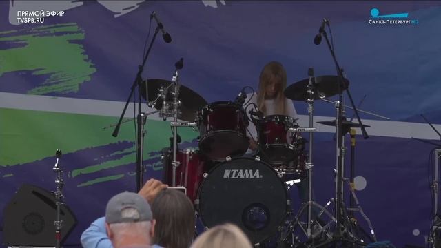 Ясько Леонард, 9 лет. The Chicken . Gavin Harrison.