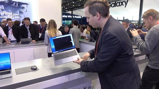 Najtenší rámik obrazovky 2018 - Huawei Matebook X Pro смотреть онлайн