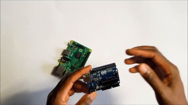 Raspberry Pi 2 vs Arduino Uno смотреть онлайн