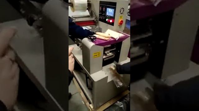 Горизонтальная упаковочная машина флоу-пак 320 смотреть онлайн