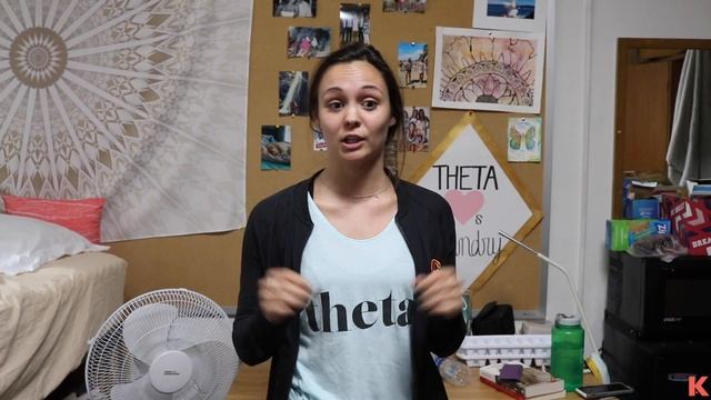 STAY FIT IN COLLEGE | What to Eat at the Dining Hall + Dorm Workout смотреть онлайн