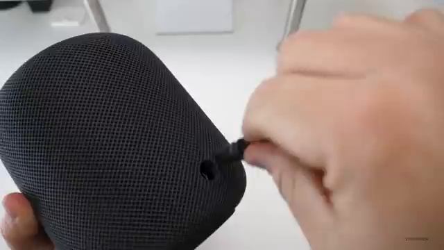 How to replace the HomePod power cable смотреть онлайн