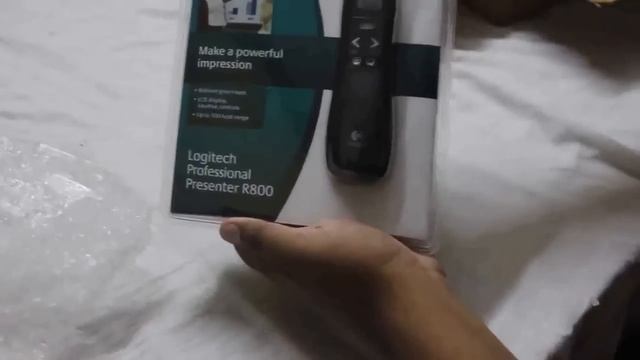 Logitech Professional Presenter R800 Unboxing