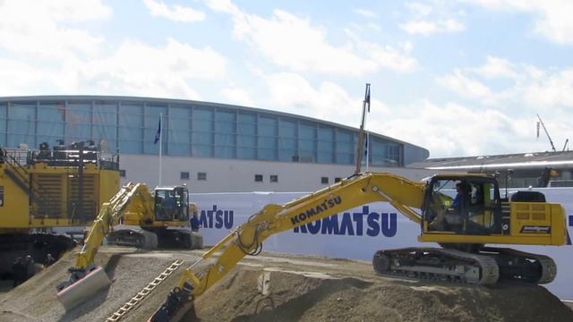 Komatsu Demo Bauma 2016 - Part 1 - Construction Equipment Display - Messe München смотреть онлайн