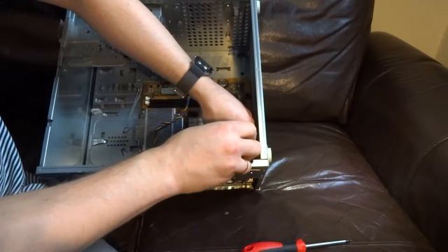 Hunt for a power supply - old Fujitsu-Siemens PC teardown смотреть онлайн