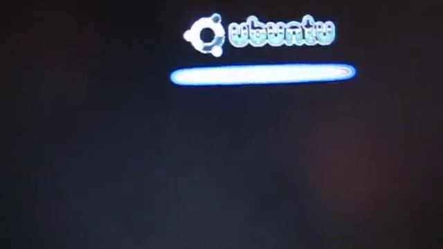 Just installed Ubuntu 9.04 Jaunty on my old PowerBook G4! смотреть онлайн