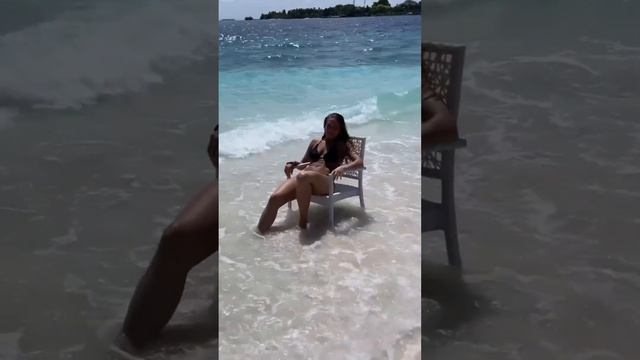 Ну как тут без фотоссесии?!😎 #maldives #malahinikudabandos смотреть онлайн