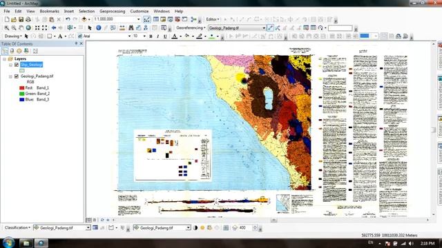 Cara Digitasi Atau Membuat Shapefile Geologi Menggunakan ArcGIS смотреть онлайн