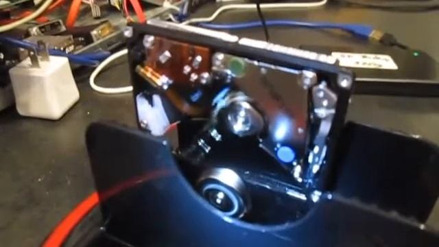 Mr. Robot Shop - Inside a Laptop Hard Drive! смотреть онлайн
