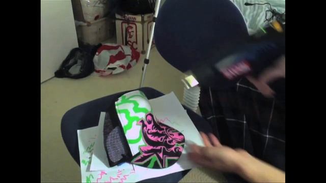 Voiceover Tutorial: Custom Graffiti Trucker Hats смотреть онлайн