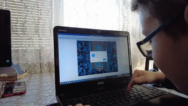 Running Kali Linux on Virtual Machine смотреть онлайн