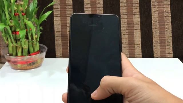 Vivo X21 Unboxing & Overview with In Display Fingerprint Scanner смотреть онлайн
