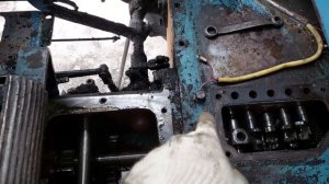 Трактор т40 🚜 педаль цепление не отходит назад🧐