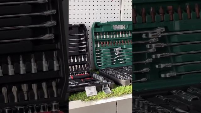 • Наборы инструментов как для легковых , так и для грузовых автомобилей; смотреть онлайн