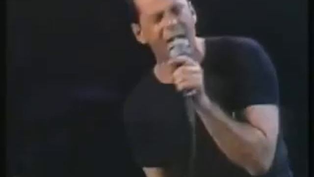 Bruce Willis And The Temptations - Under The Boardwalk (1987)