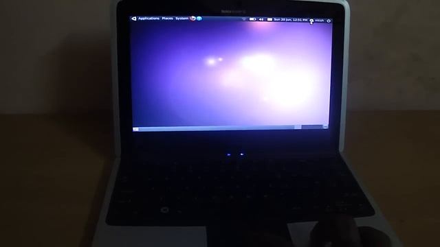 Ubuntu on Nokia Booklet HDD смотреть онлайн