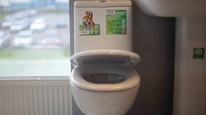 Функция Soft Close (микролифт) на крышках IDDIS®.