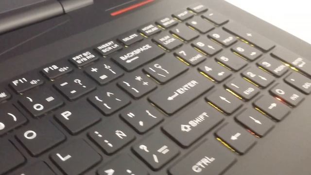 Slimbook Eclipse: Linux workstation ang gaming machine - Ubuntu derivatives смотреть онлайн