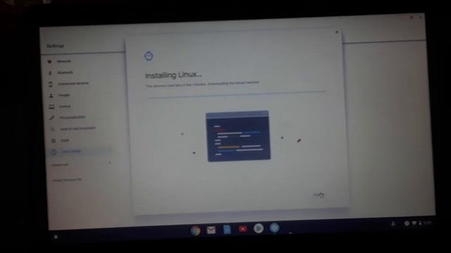 How to install AND remove Linux on a chromebook😀 смотреть онлайн