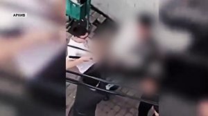 ТОЛПА ПОДРОСТКОВ ИЗБИЛА РЕБЕНКА В ПОКРОВКЕ